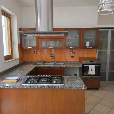 Lina's Apartman *